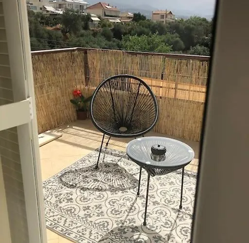 Angela Quiet, Modern House Feriehus Kalamata