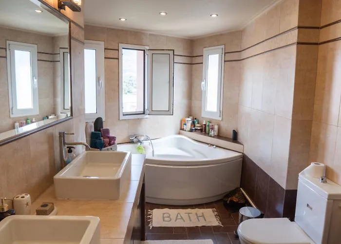 Feriehus Angela Quiet, Modern House *